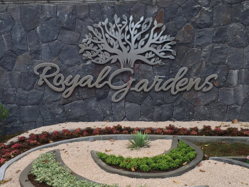 royal-gardens